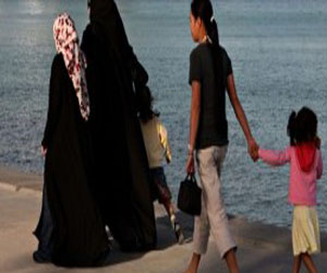   مصر اليوم - الجارديان: الخادمات الأجانب فى قطر يعملن بمناخ شبيه بالعبودية